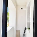 アパート White Flat