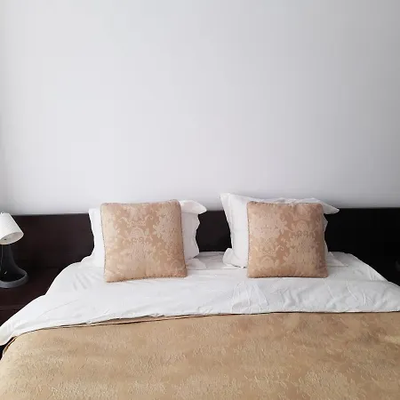 Apartament White Flat