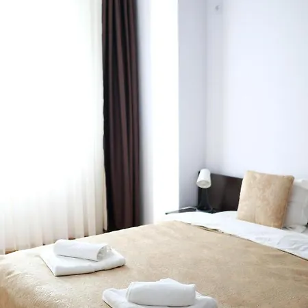 Апартаменти White Flat Бухарест