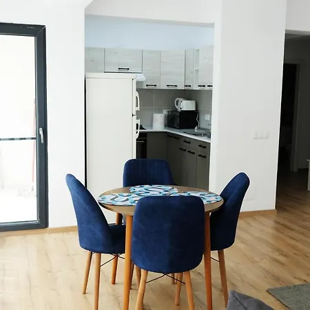 Апартаменти White Flat Бухарест